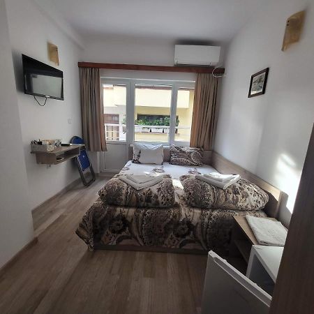 נסבר Guest Rooms Kostovi מראה חיצוני תמונה