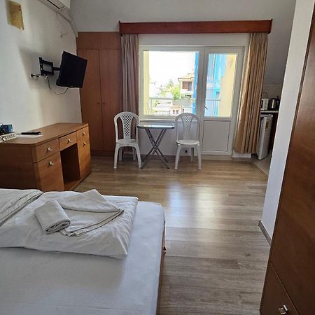 נסבר Guest Rooms Kostovi מראה חיצוני תמונה