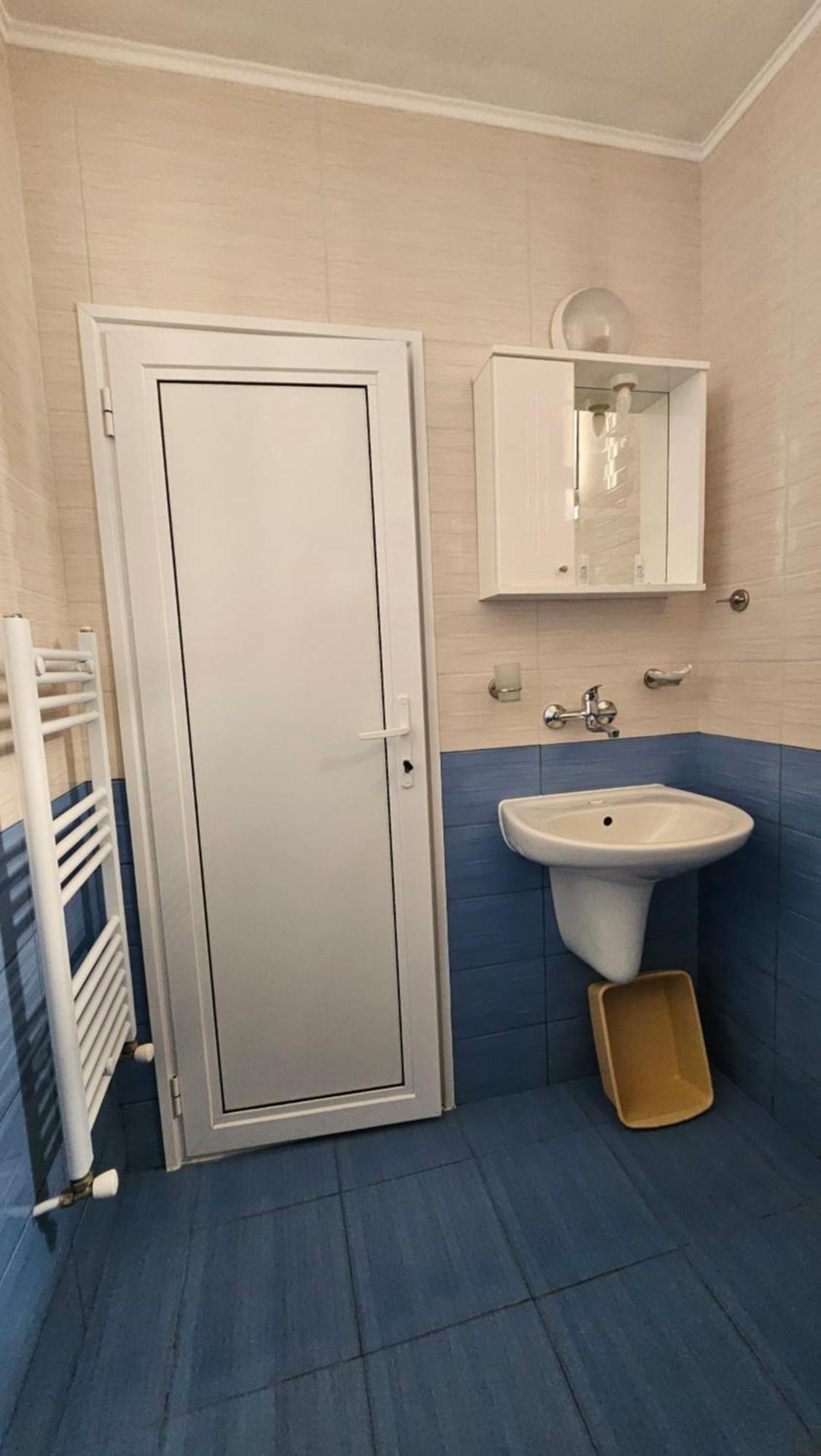 נסבר Guest Rooms Kostovi מראה חיצוני תמונה